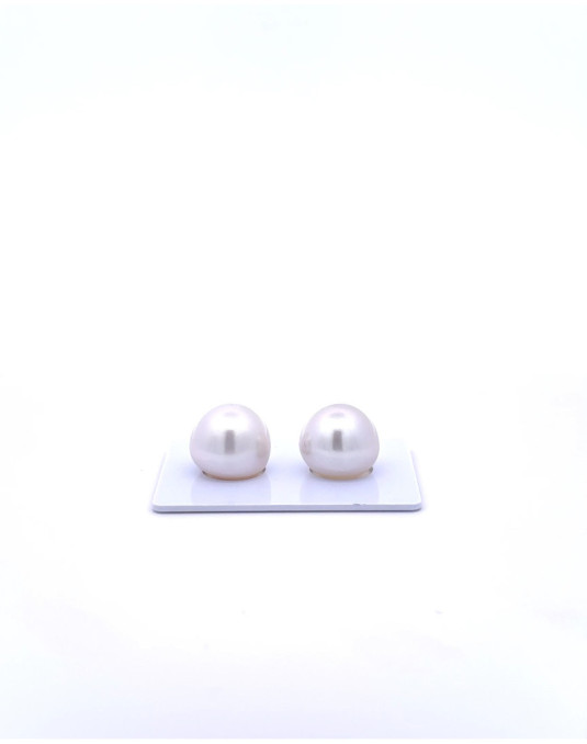 12mm+ fine  grade South Sea pearl, Australia