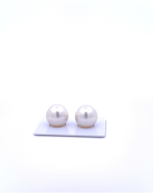 13.82/13.70mm South Sea pearl , origin Indonesia , fine  grade