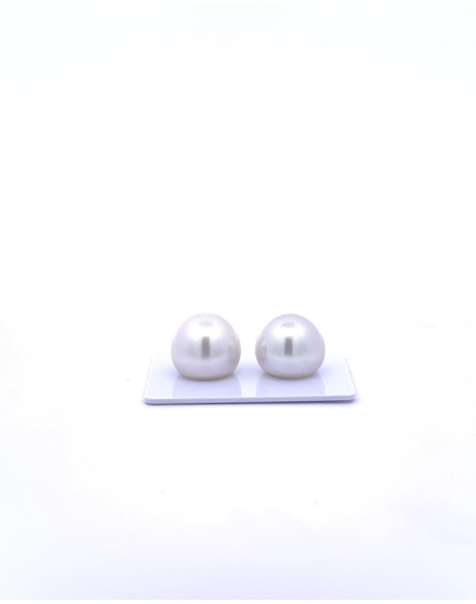 12mm+ jewel  grade South Sea pearl, Australia