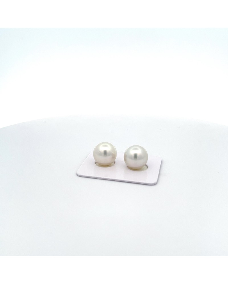 12.09/12.05mm South Sea pearl , origin Indonesia , gem  grade