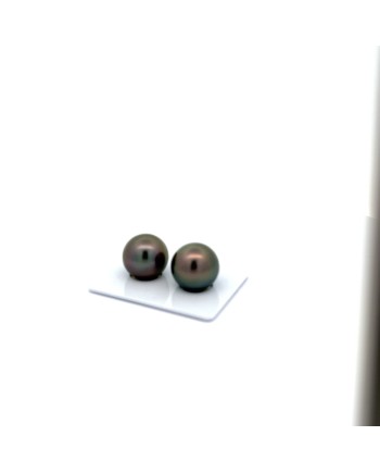 12mm+ fine  grade Tahitian Black pearl, French Polynesia  