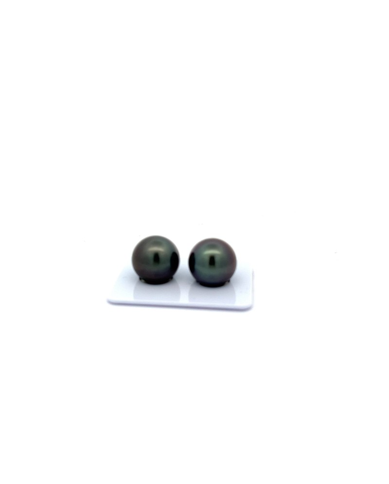 14.22/14.21mm Tahitian Black pearl , origin French Polynesia   , fine  grade